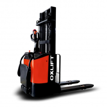 Самоходный Штабелер OXLIFT BX1526E 2600 мм 1500 кг с платформой для оператора