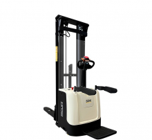 Самоходный электроштабелер со свободным подъемом PROLIFT M2 SDK 1536 1500кг 3,6м 210Ач